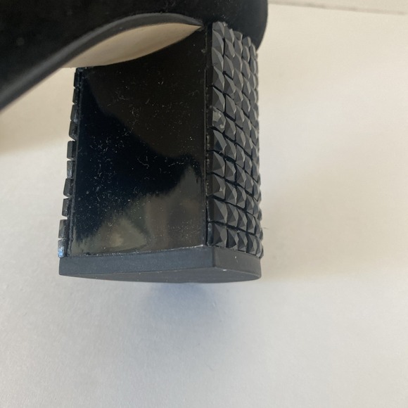 Michael Kors Black Suede Arabella Ankle Boots Zip Booties Studded Heels Size 9.5 - Picture 6 of 14